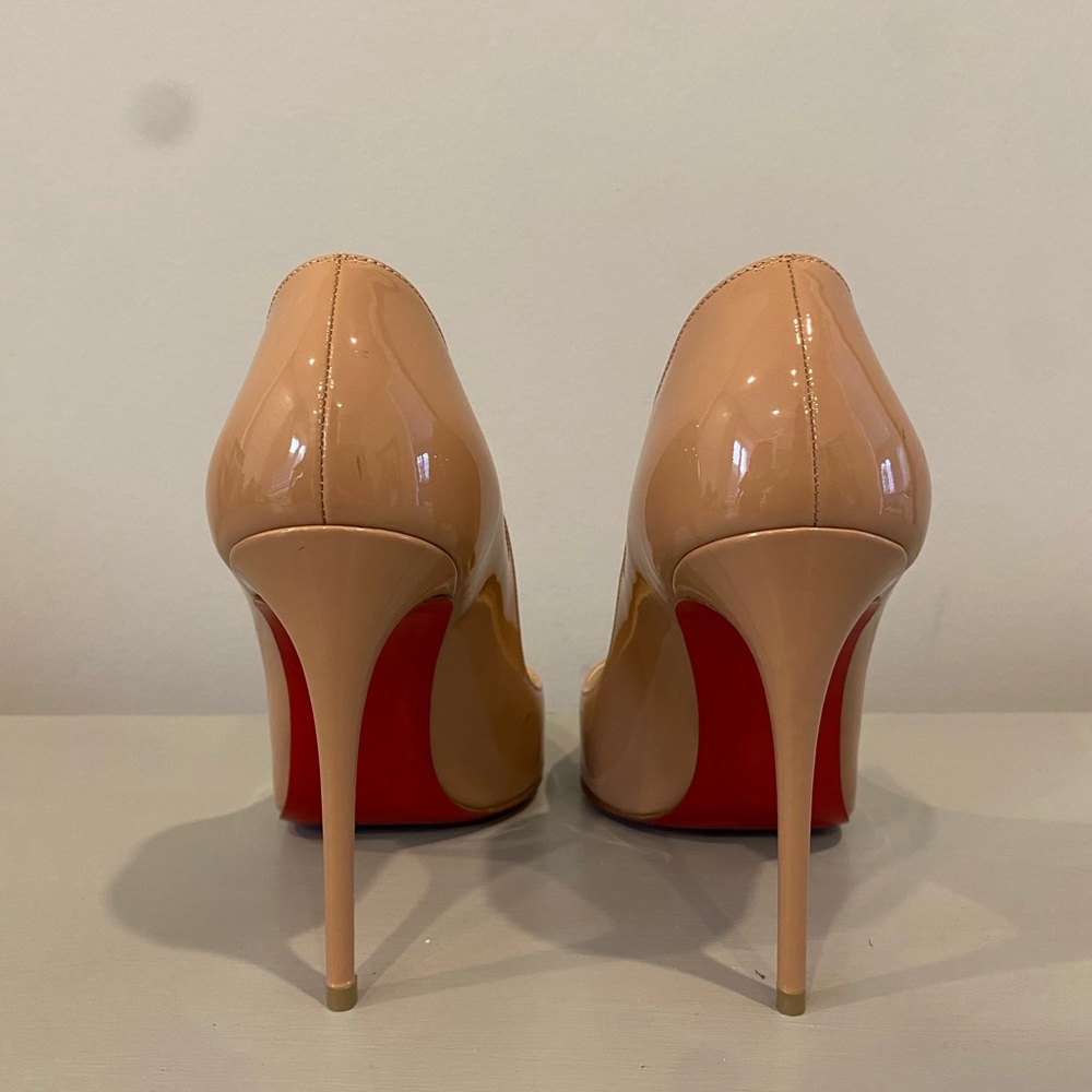 Christian Louboutin So Kate